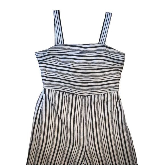 Japna Striped Cropped Romper - Picture 2 of 5